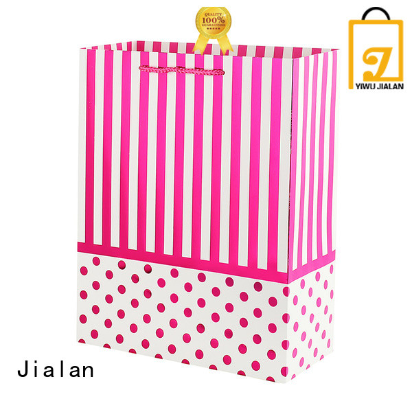 Jialan gift bags widely employed for packing birthday gifts