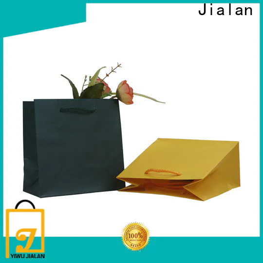 personalized gift paper bags factory for packing birthday gifts