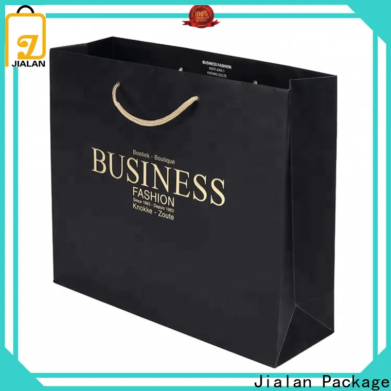 Customized the paper bag company manufacturer for goods packaging