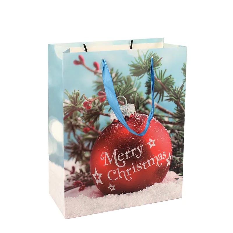 High Quality Wholesale Christmas Ivory Paper Gift Bag With Ribbon Handle