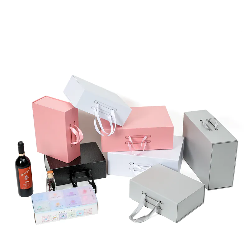 paper box vendor for packing gifts