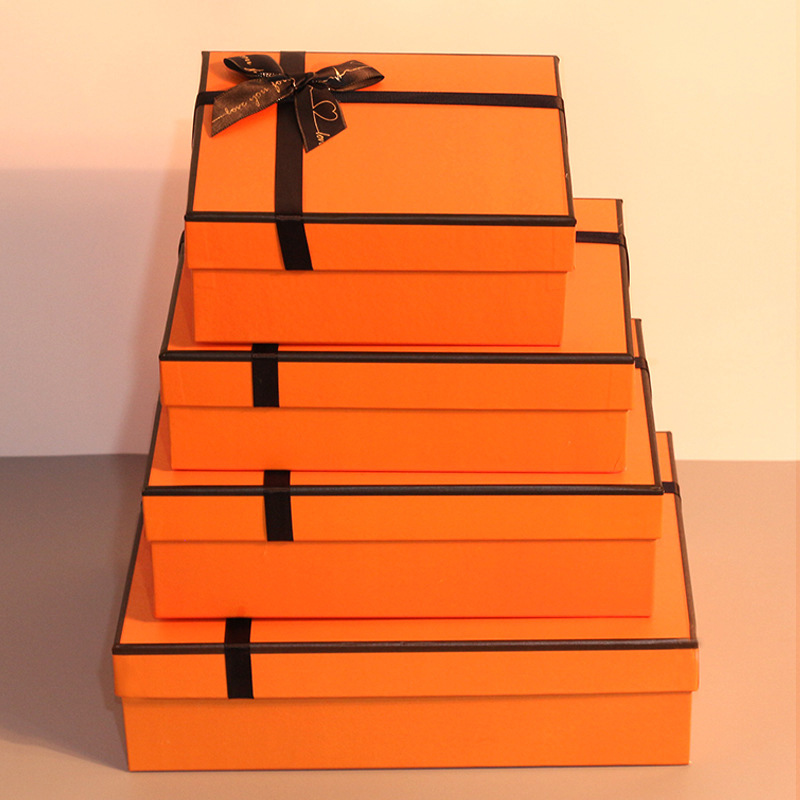 Customized paper gift box factory for wedding-1