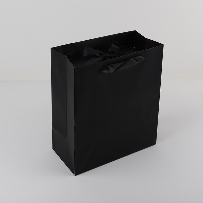 Custom Premium Printed Cosmetic Gift Paper Bag With Optional Handles