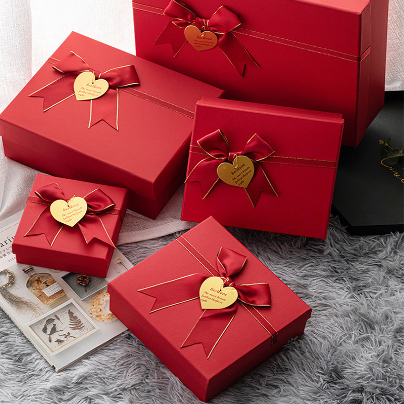 Оптовая продажа моды дизайн печати красный цвет подарок бумаги коробка экологически чистый роскошный квадратный бумажный коробка с крышкой