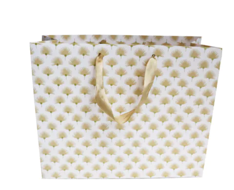 Wholesale Custom Exquisite Eco-Friendly Golden Flower Ivory Gift Paper Bag With Handle
