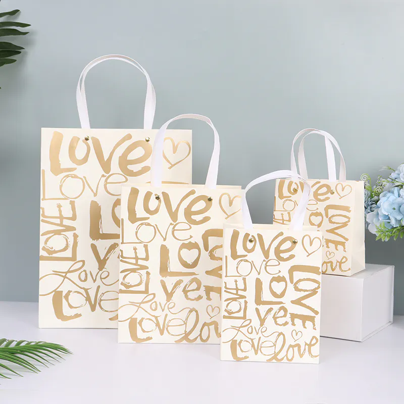 Hot Stamping Love Printing Paper Bags Manufacturer Wholesale Valentine's day Gift Bags