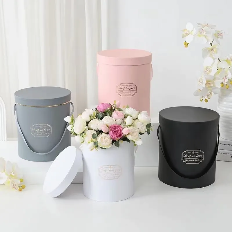 Top Quality Wholesale Customized creative flower gift box round hug bucket for Mother's Day Valentine's Day